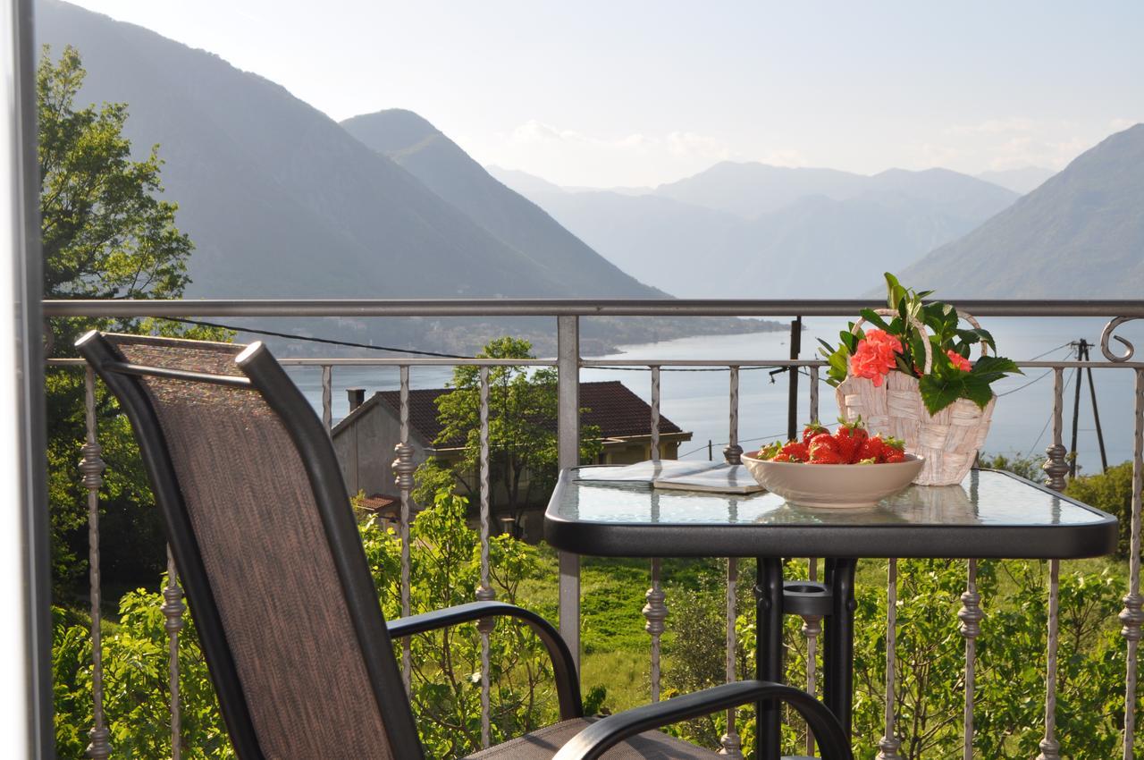 Apartment Maritimo Kotor Eksteriør billede