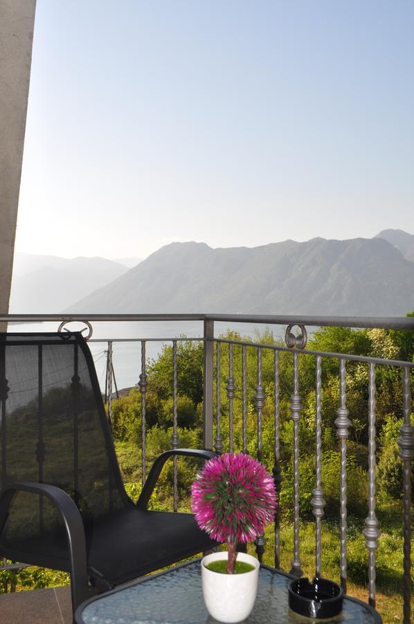 Apartment Maritimo Kotor Eksteriør billede