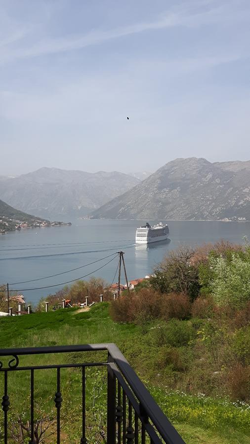 Apartment Maritimo Kotor Eksteriør billede